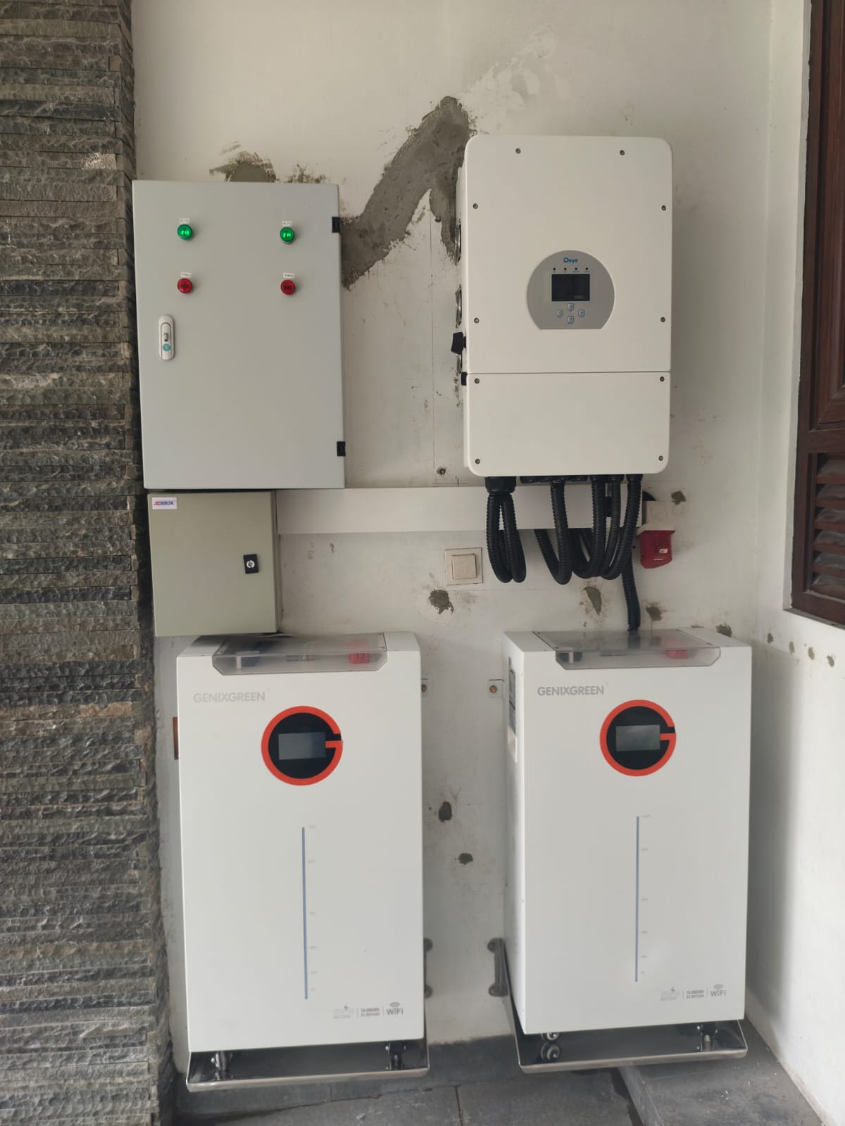 PLTS Hybrid On/Off Grid